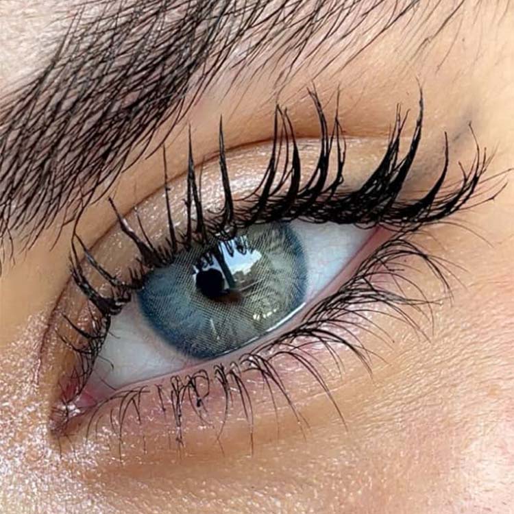 blue-dream-fresh-1 لنز آبی جادویی دور محو بلو دریم فرش لیدی روی چشم قهوه ای
